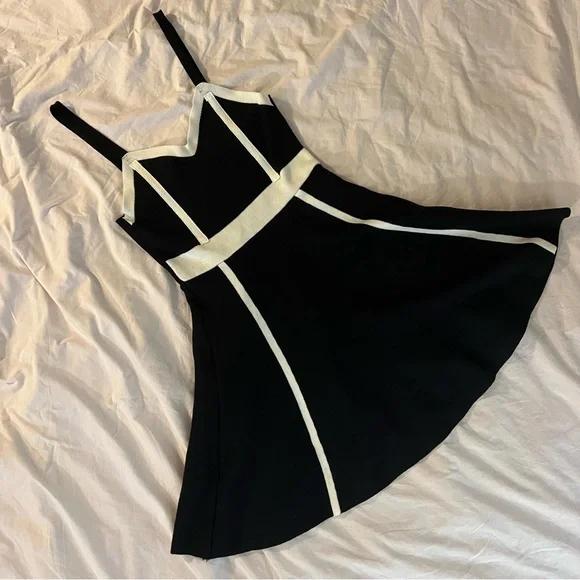 princess polly baby blue dress Black&White 1930s Striped Deep V-Neck Patchwork Dress